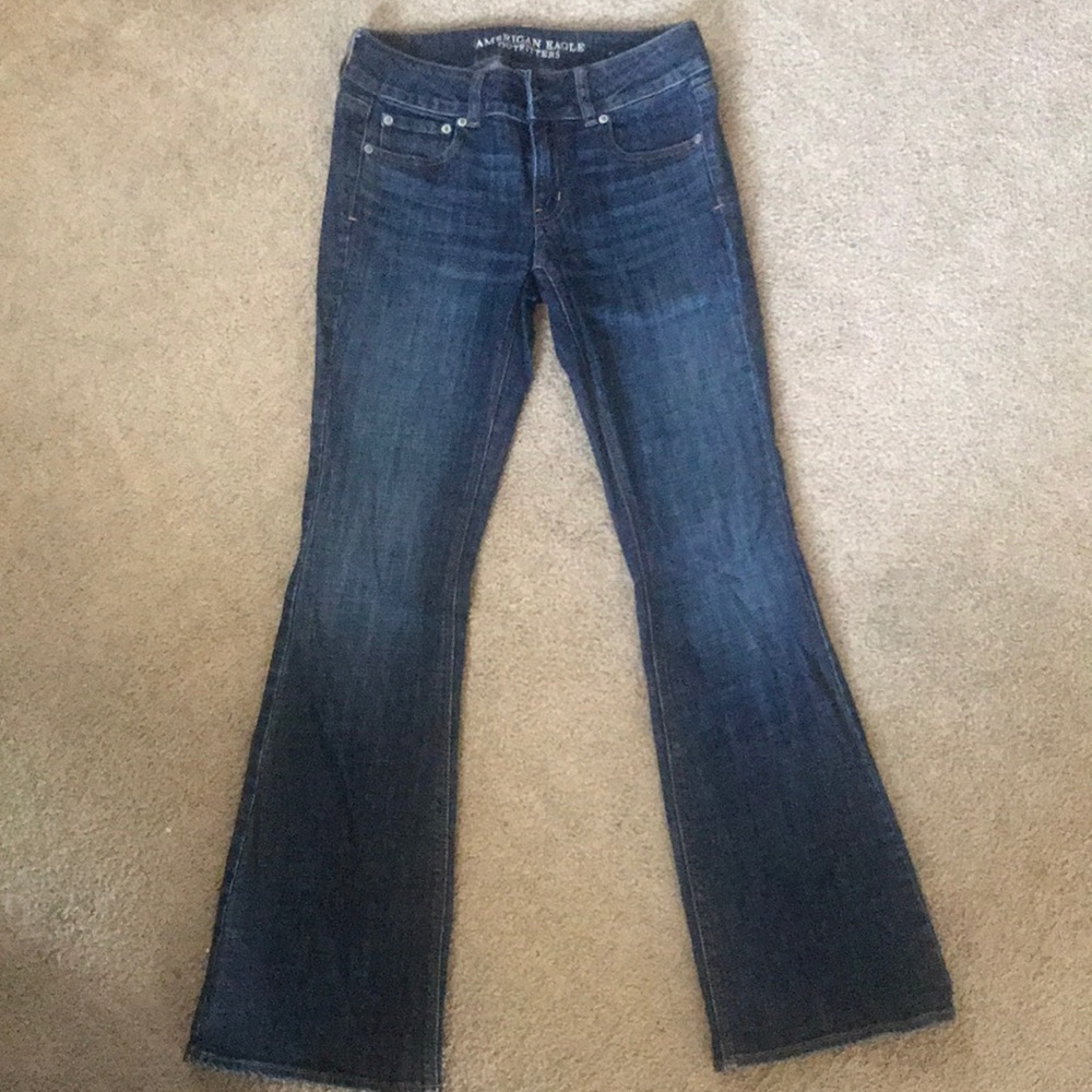 AE Artist jeans